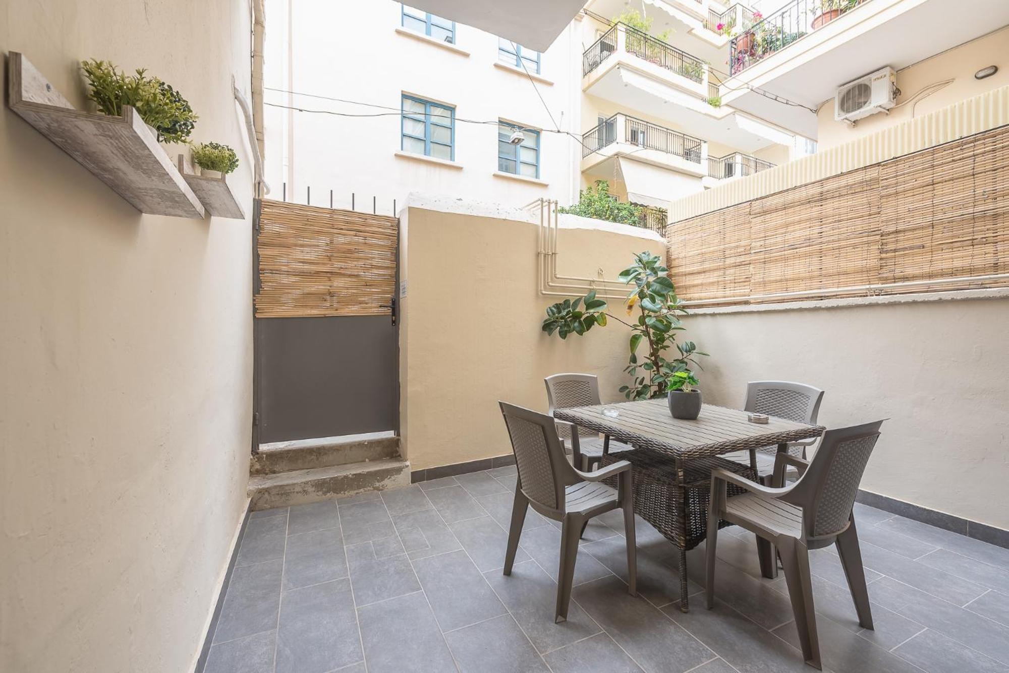 Peaceful And Comfy 2Ba In Athens Heart Apartment Bagian luar foto