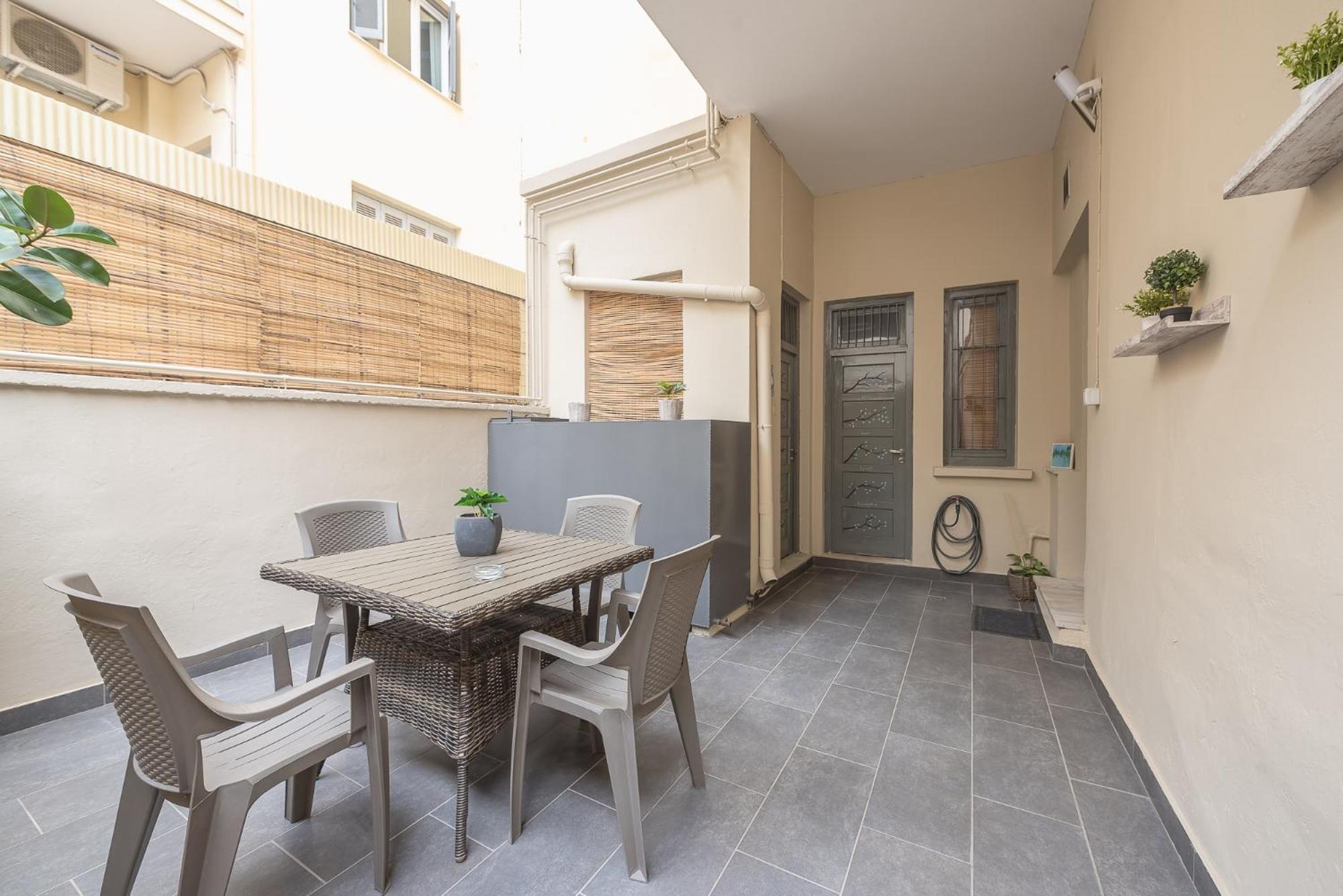 Peaceful And Comfy 2Ba In Athens Heart Apartment Bagian luar foto