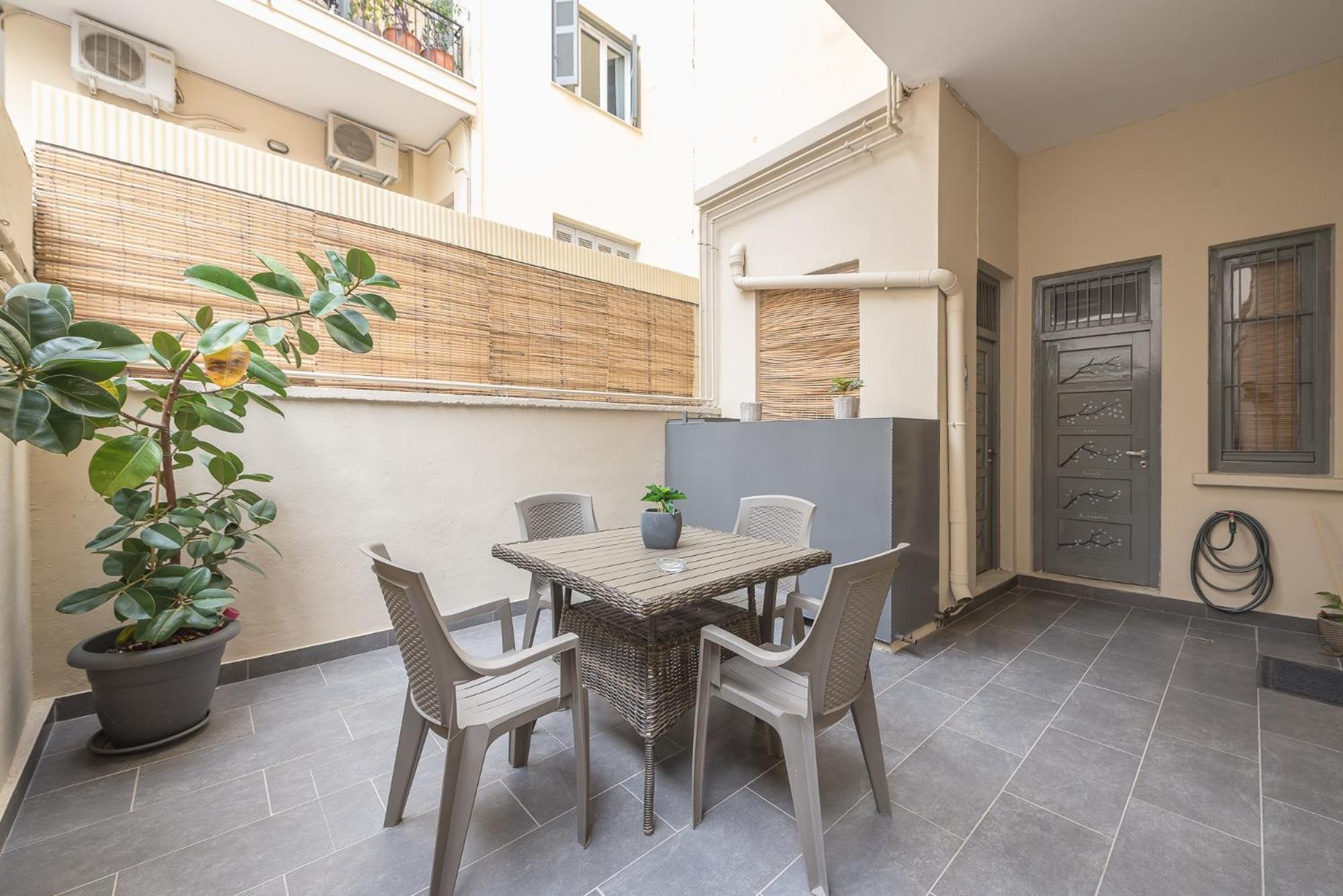 Peaceful And Comfy 2Ba In Athens Heart Apartment Bagian luar foto